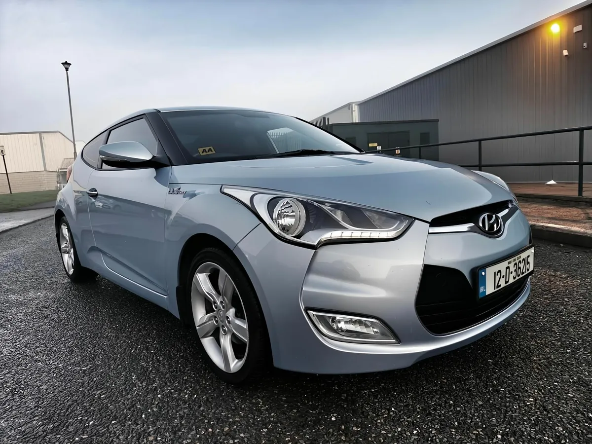 2012 Hyundai Veloster New NCT TAX Low mil ECO - Image 3