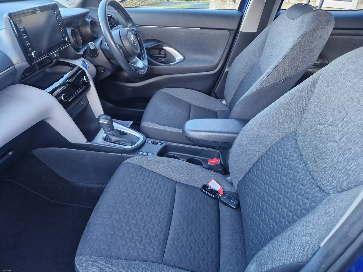 Toyota Yaris Cross 2021 - Image 4