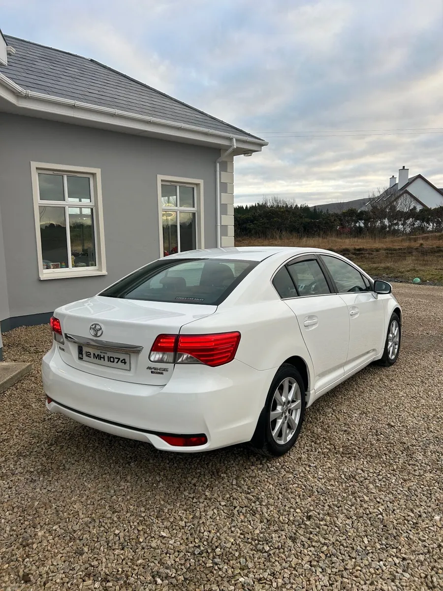 Toyota Avensis 2012 - Image 3