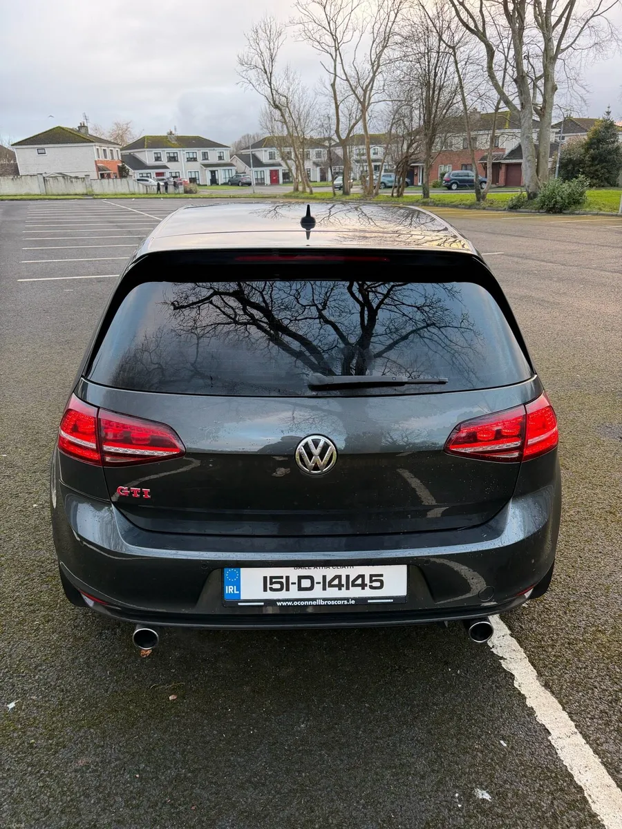 2015 Volkswagen Golf GTI - Image 3