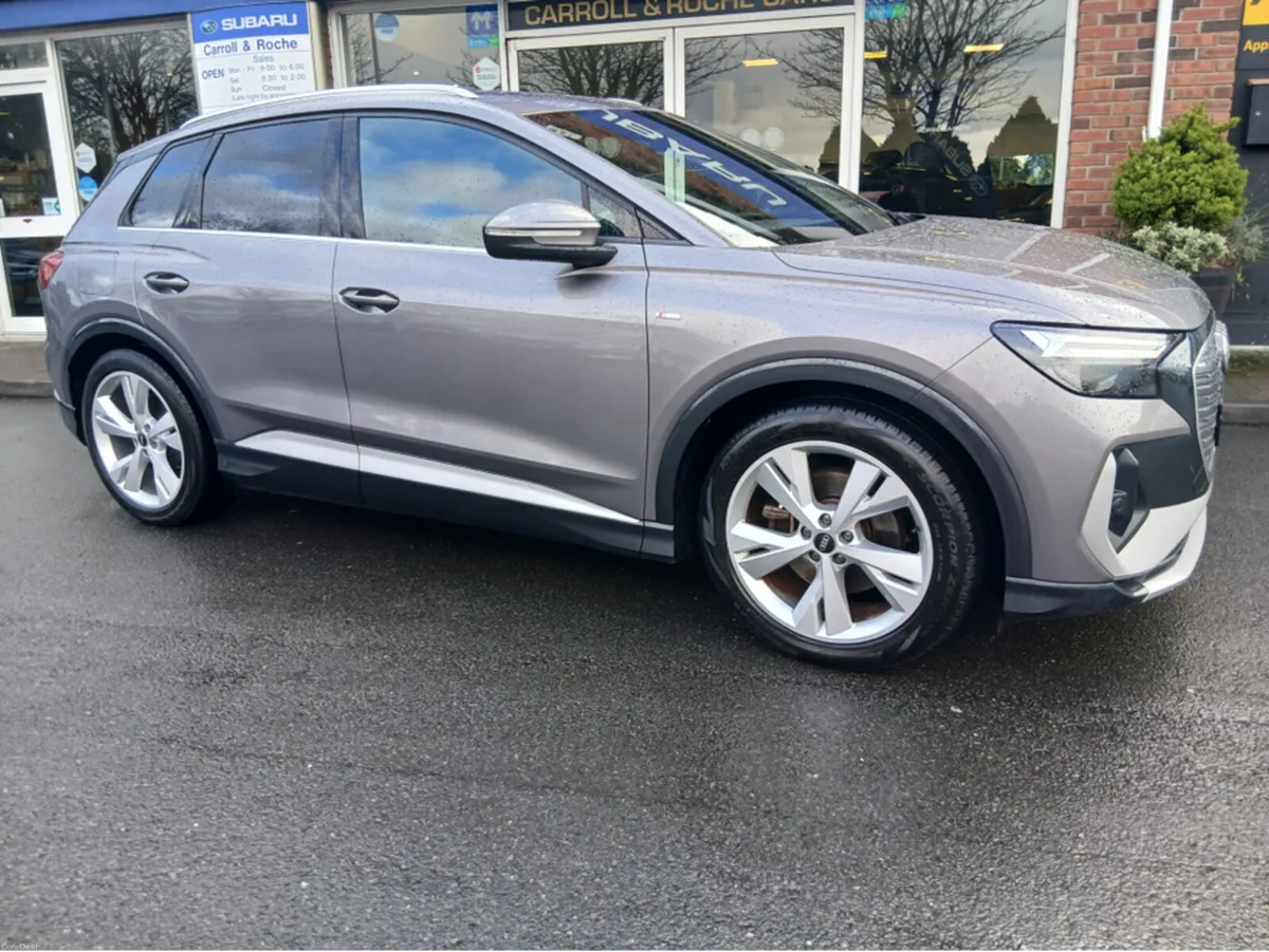 Audi Q4 e-tron S LINE 35 Stunning EV - SUV , Super - Image 2
