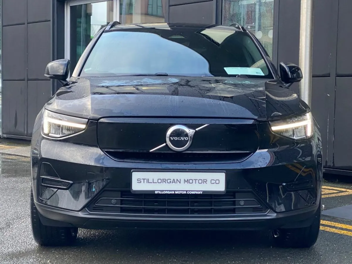 Volvo XC40 Core Recharge Auto EV - Image 2