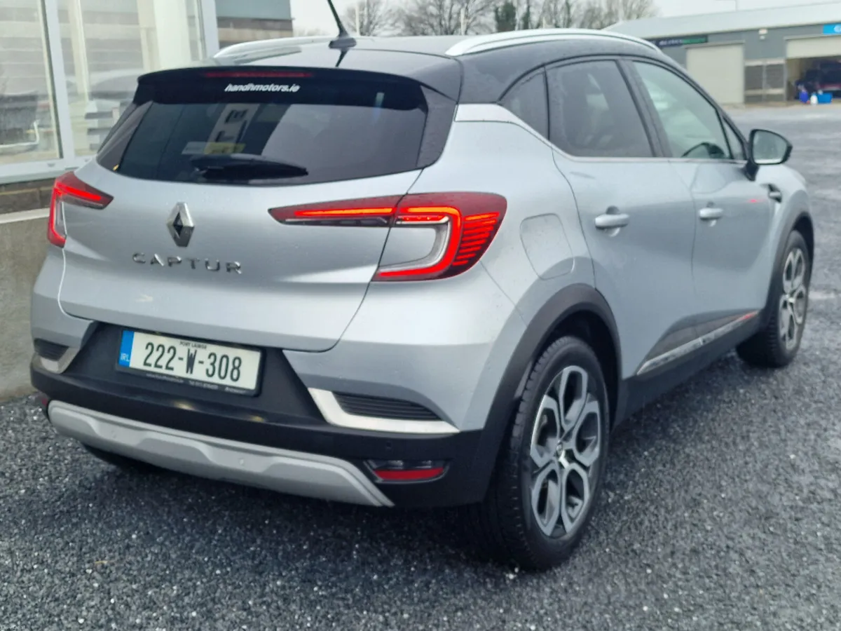 Renault Captur SE Edition Naeb TCE 90 Manual - Image 3
