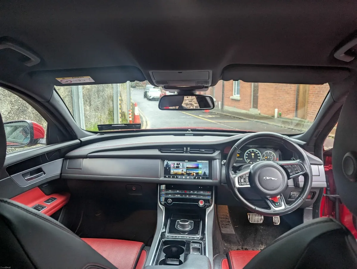 Jaguar XF SPORT 2016 - Image 2