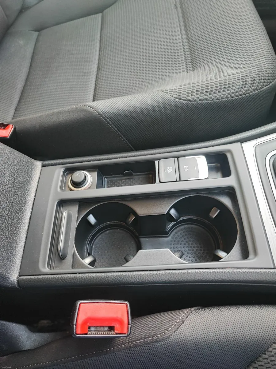 2016 Volkswagen Golf 1.6 TDI  Auto DSG - Image 4