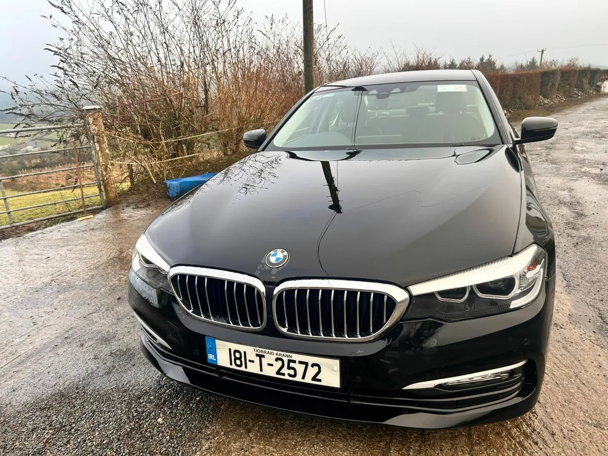 BMW 5-Series 2018 - Image 2