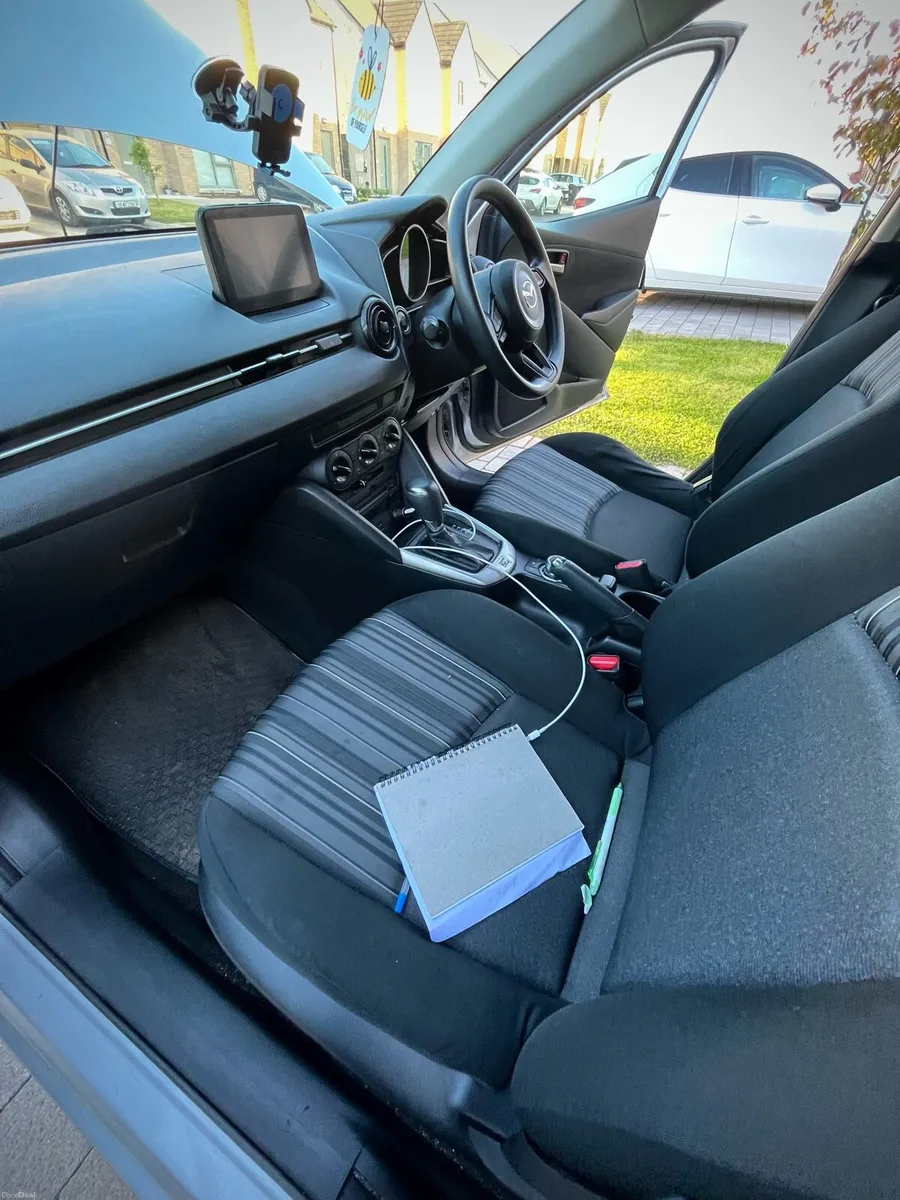 2017 MAZDA DEMIO (AWD) , AUTOMATIC, WELL MAINTAINE - Image 4