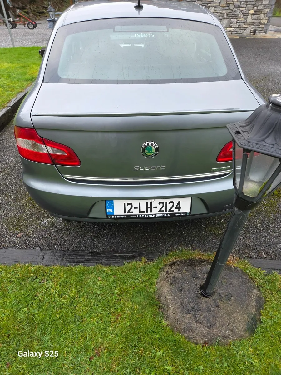 Skoda Superb 2012 - Image 3