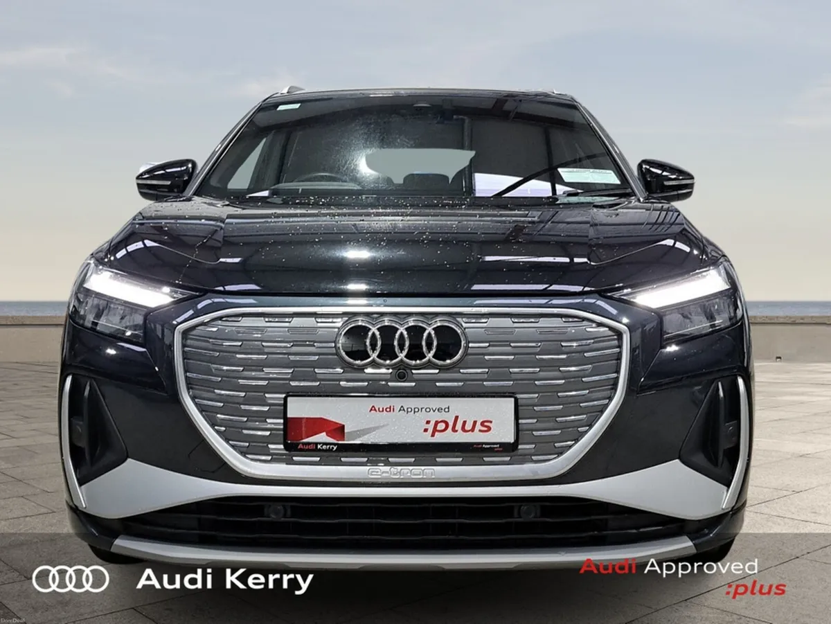 Audi Q4 e-tron E-TRON 45 S-LINE AUTOMATIC - Image 2