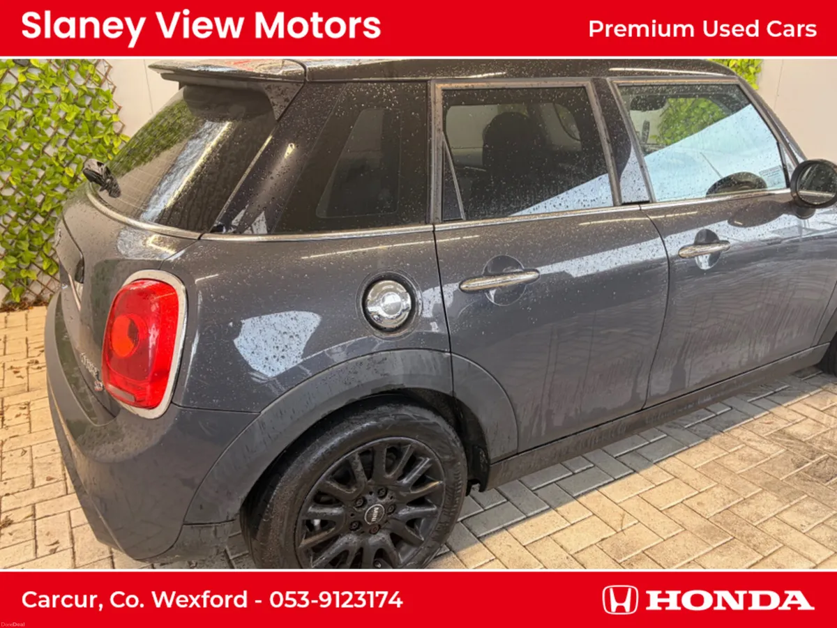Mini Cooper 2.0 D SD 5DR COOPER - Image 3