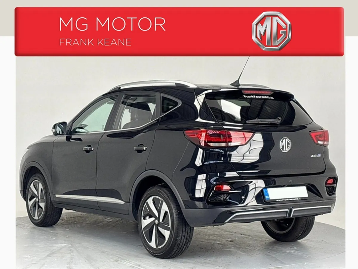 MG ZS ZS EV LR EXCLUSIVE-72.6KWH 5DR -**FULL BLACK - Image 4