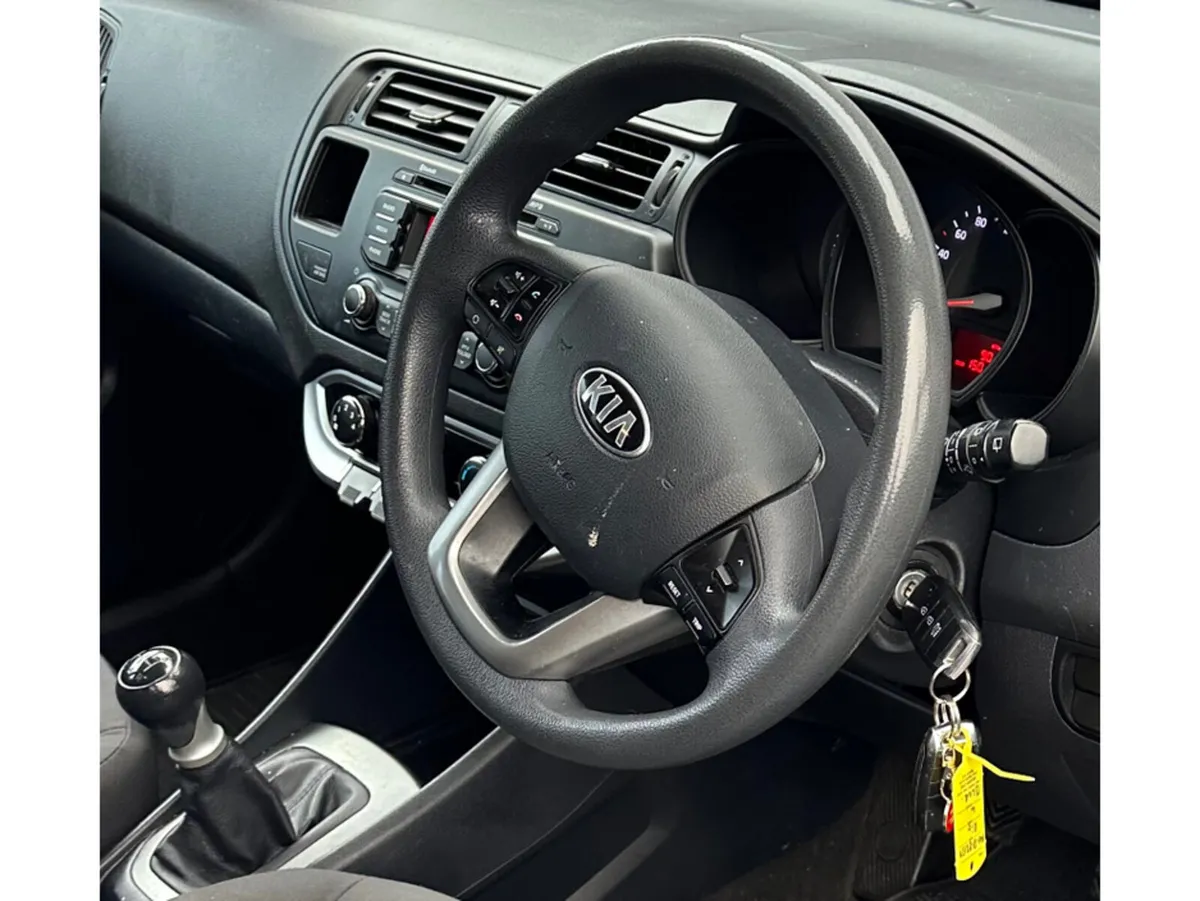 Kia Rio L 1.25 5DR//JUST SERVICED//COMES 1 YEAR TA - Image 4