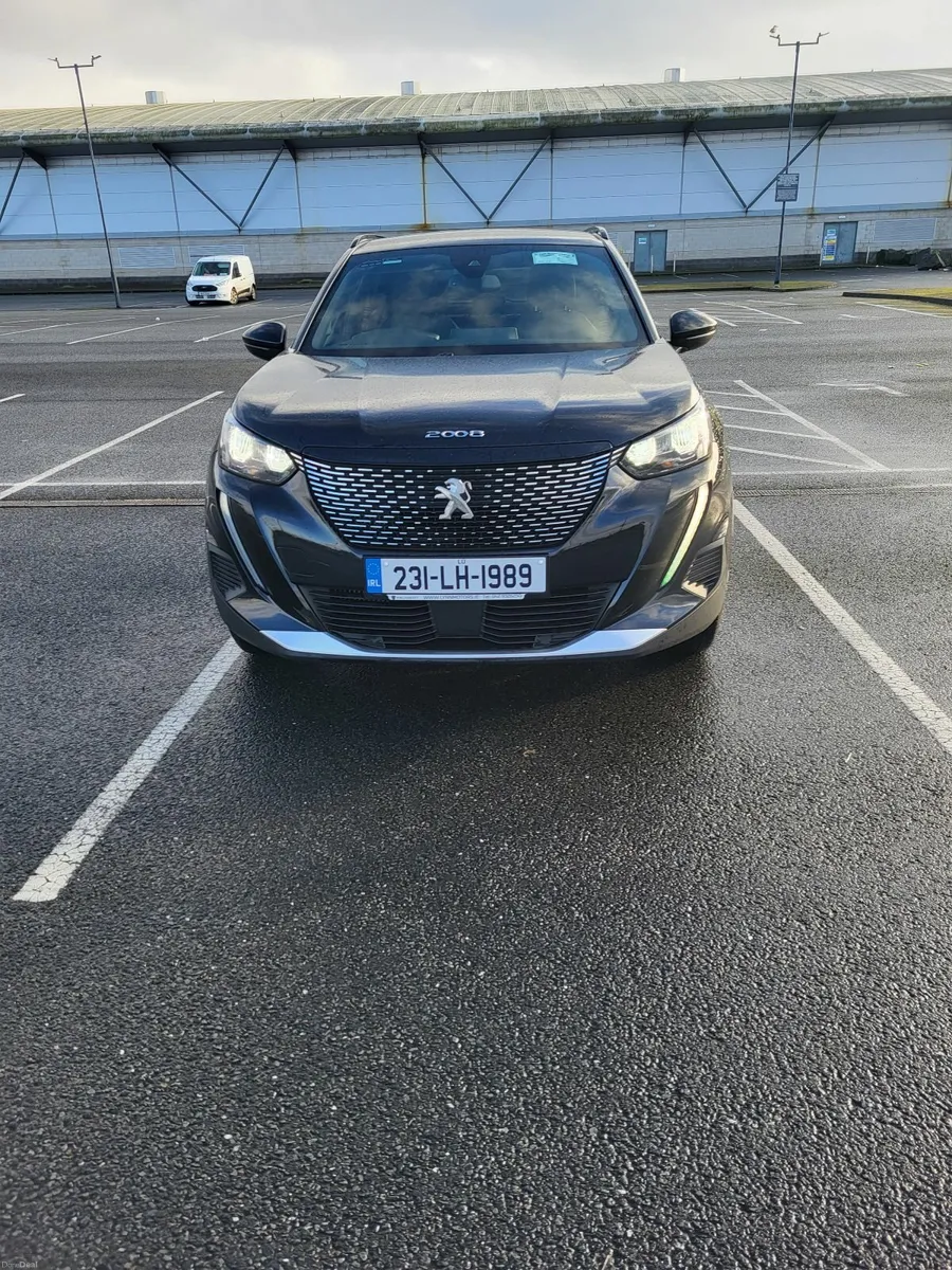 Peugeot 2008 Allure  2023 - Image 3