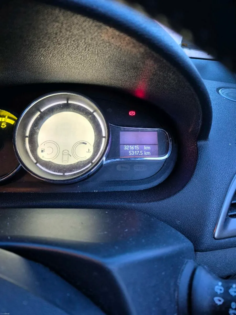 Renault Megan - Image 4