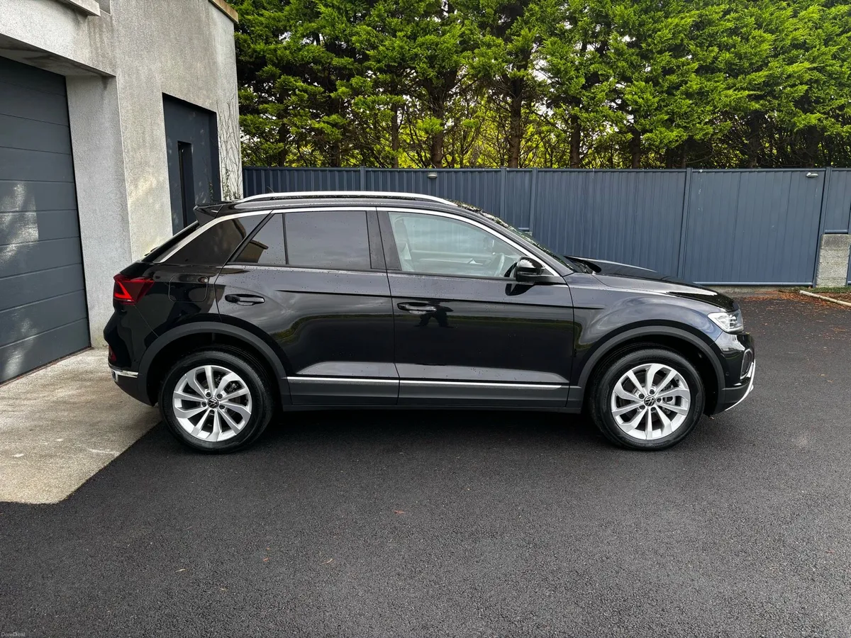 241- VW T-ROC DIESEL HIGH LINE AUTO - Image 3