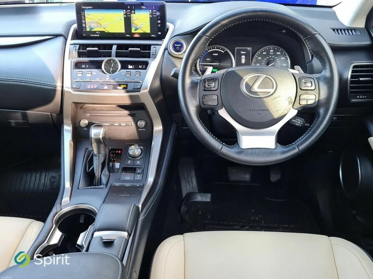 Lexus NX NX 300h Executive - Image 4