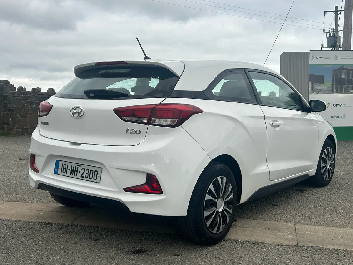 2018 Hyundai i20 NEW NCT 09/27! - Image 3