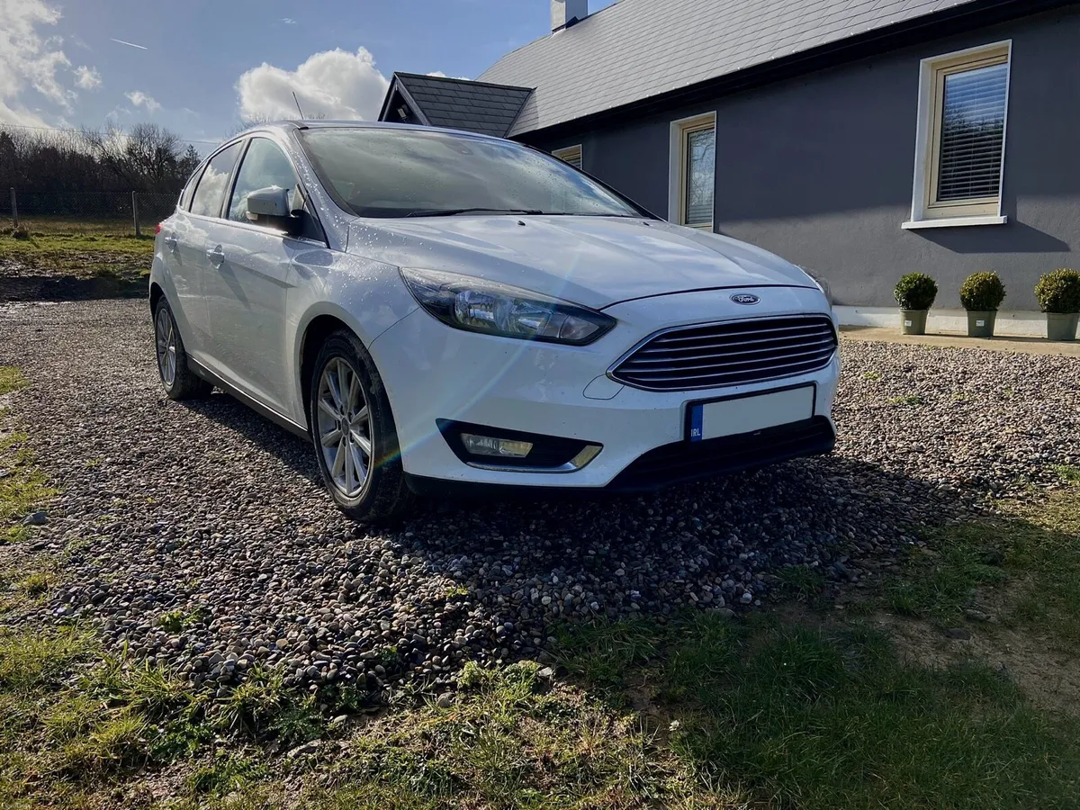 Ford Focus 1.0 - Image 2