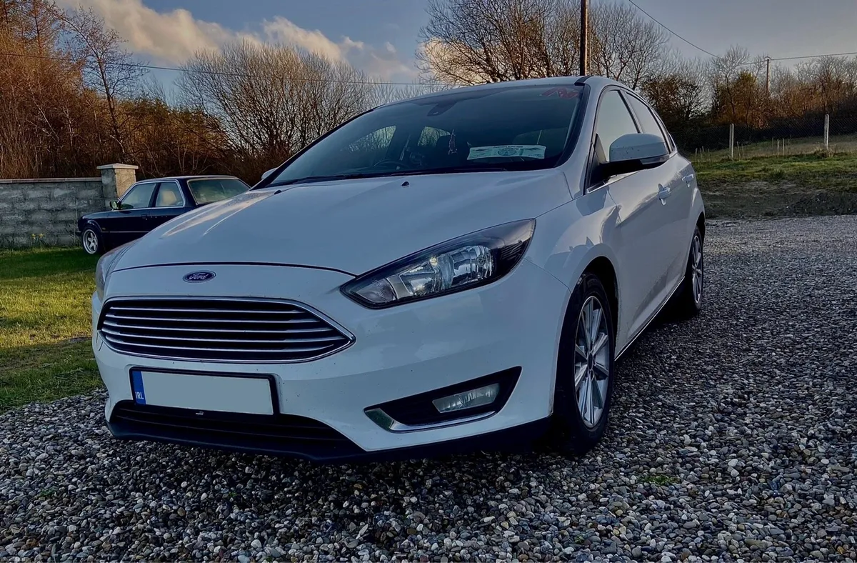 Ford Focus 1.0 - Image 1