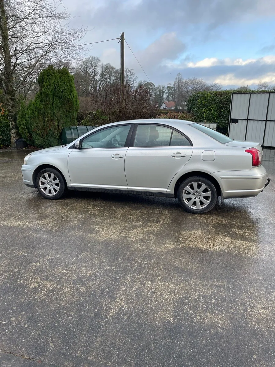 Toyota avensis - Image 4