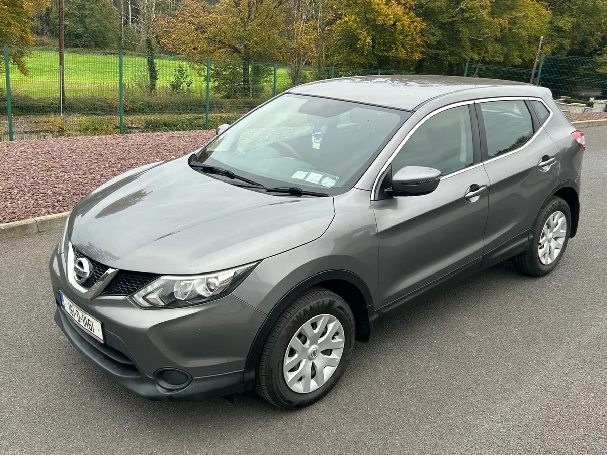 2016 Nissan Qashqai 1.2 petrol. Low Kilometres - Image 2