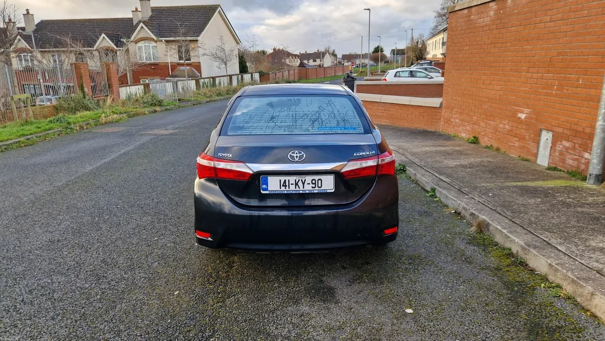Toyota Corolla 2014 - Image 3