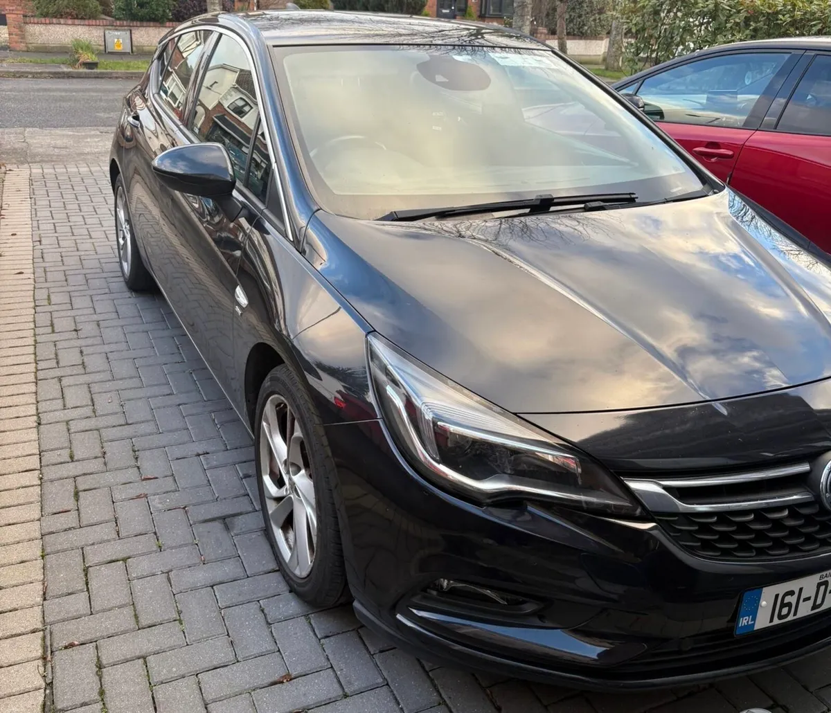 Vauxhall Astra automatic 1.4 Turbo - Image 1