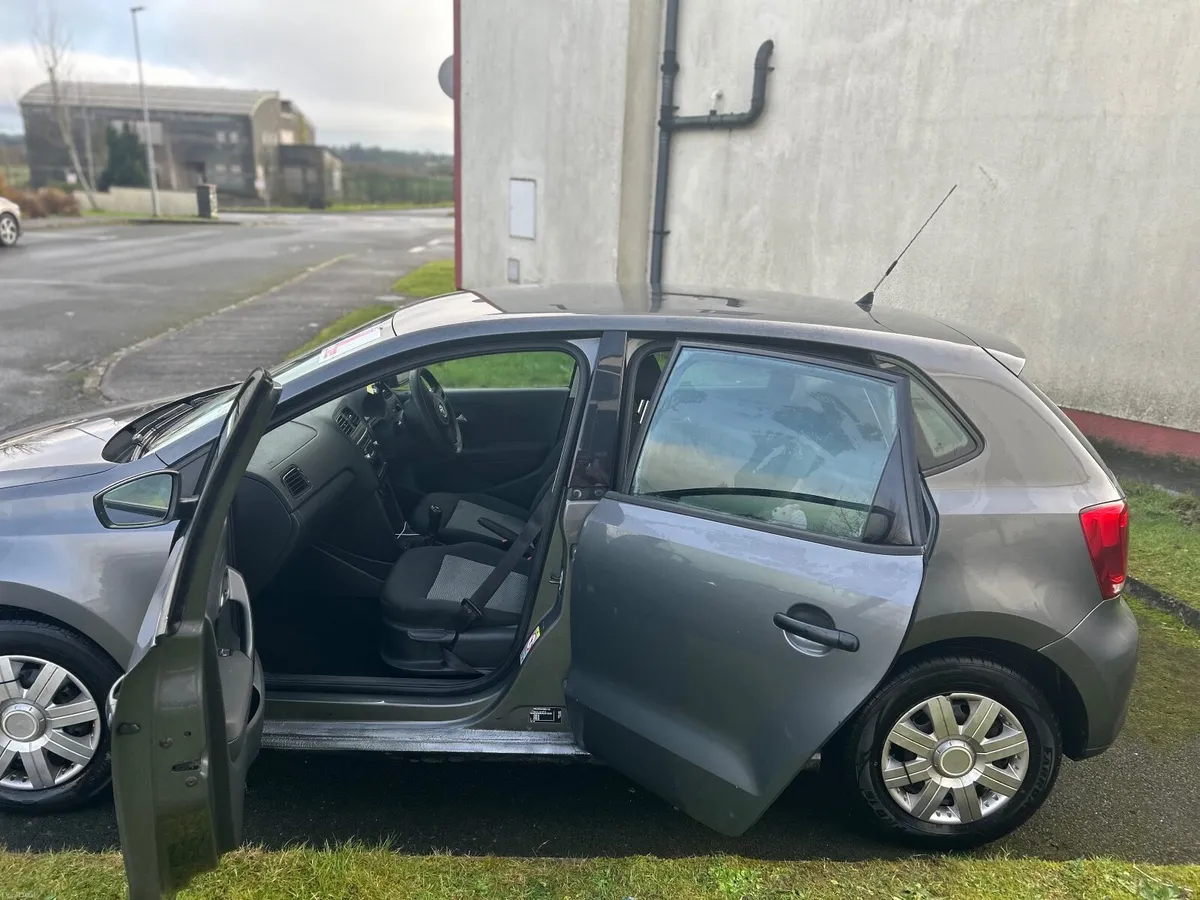 Volkswagen Polo 2010 - Image 3