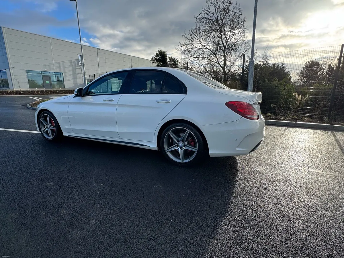 Mercedes Benz C250 D AMG Line Premium 4DR Auto - Image 3