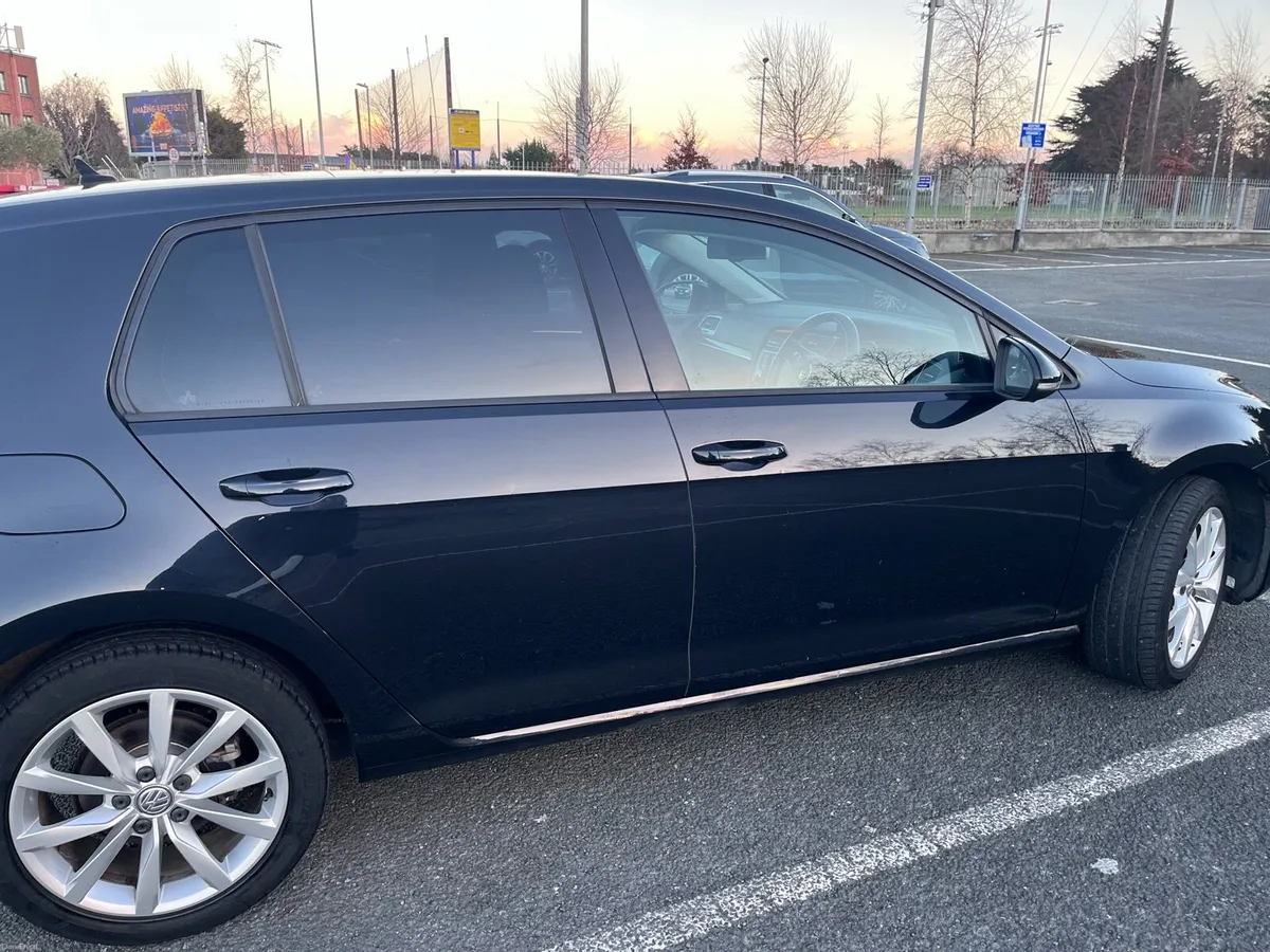 2015 Volkswagen Golf - Image 4