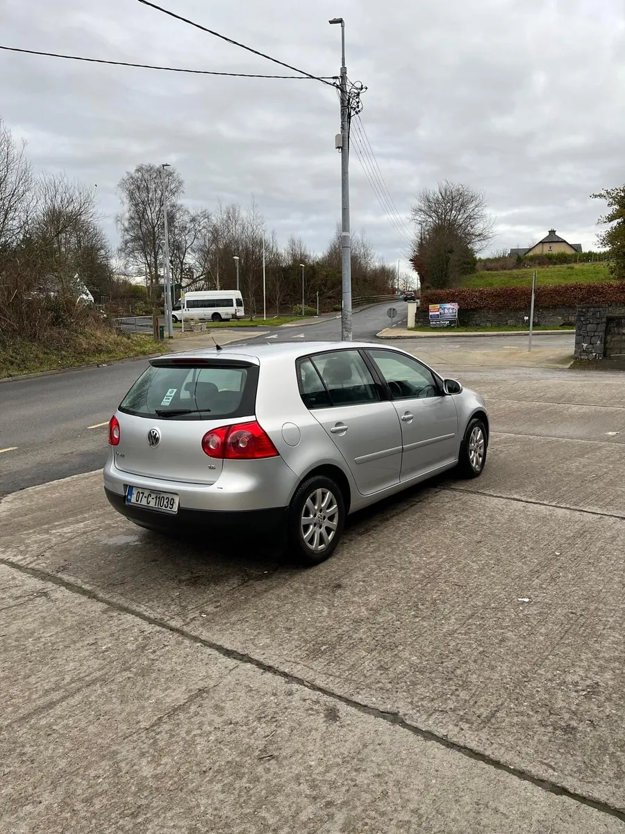 Volkswagen Golf - Image 4