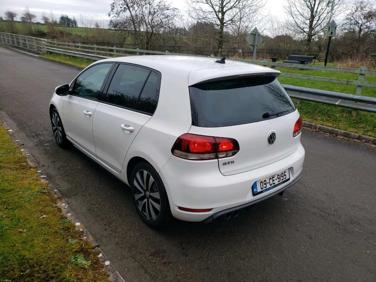 2009 Volkswagen Golf GTD 2.0 TDI - Image 3