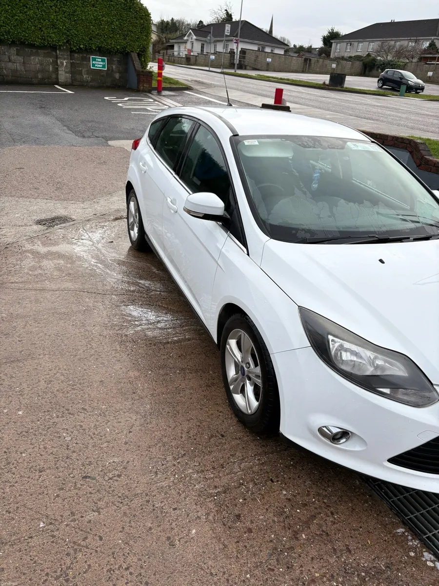 2012 ford focus - Image 2