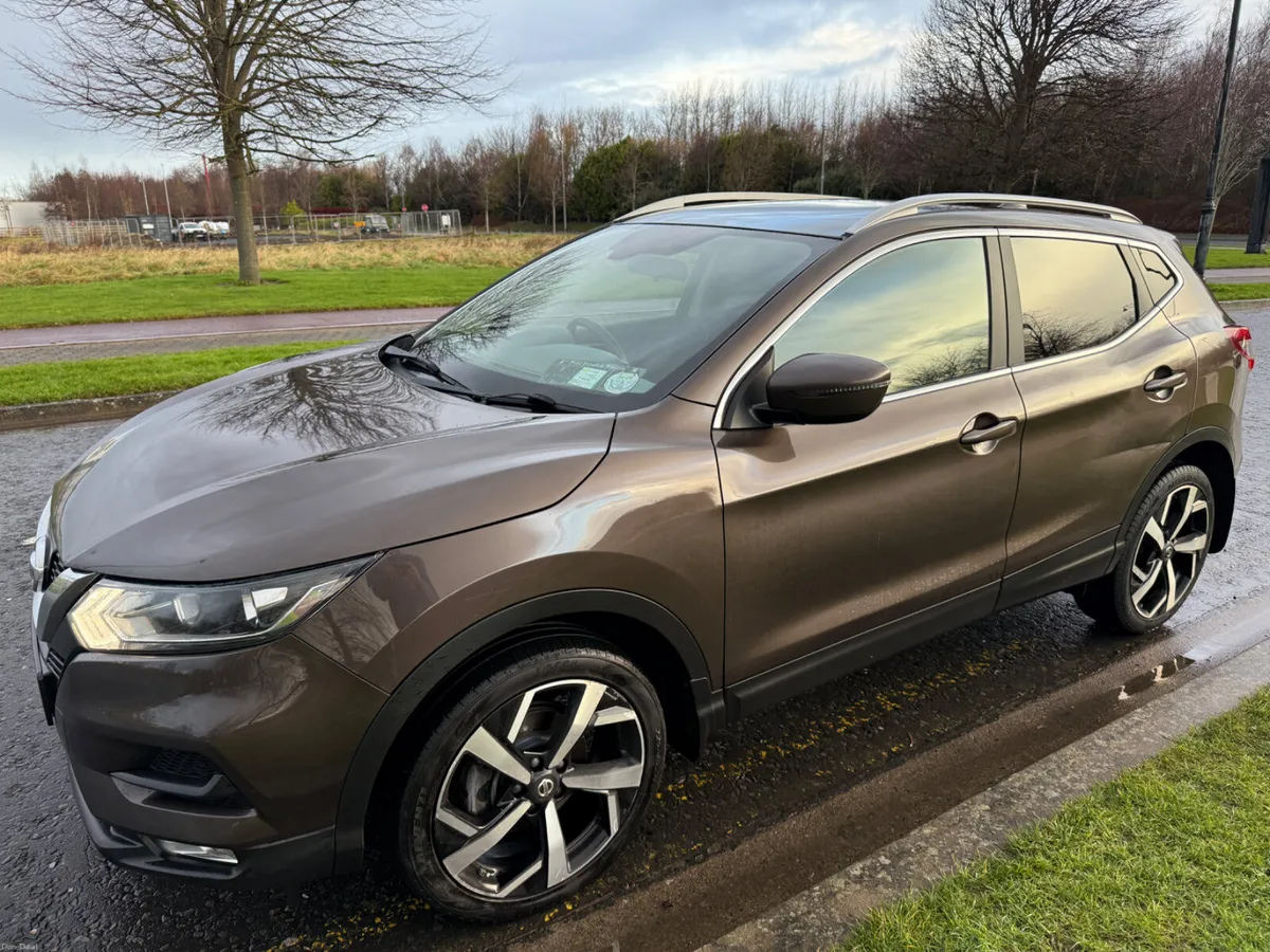 LOW MILEAGE  HIGH SPEC SV MODEL - Image 3