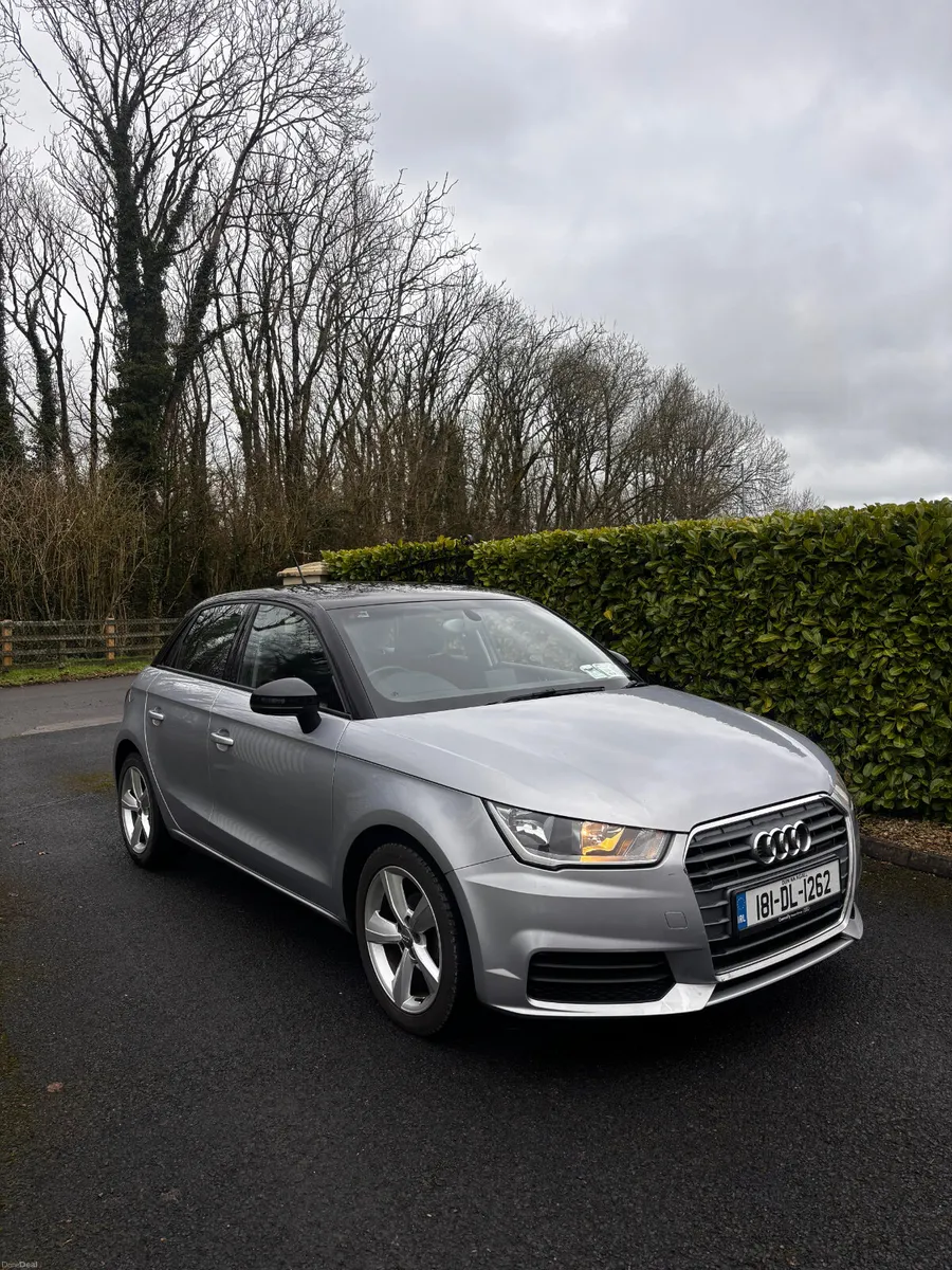 181 Audi A1 1.0 petrol - Image 2