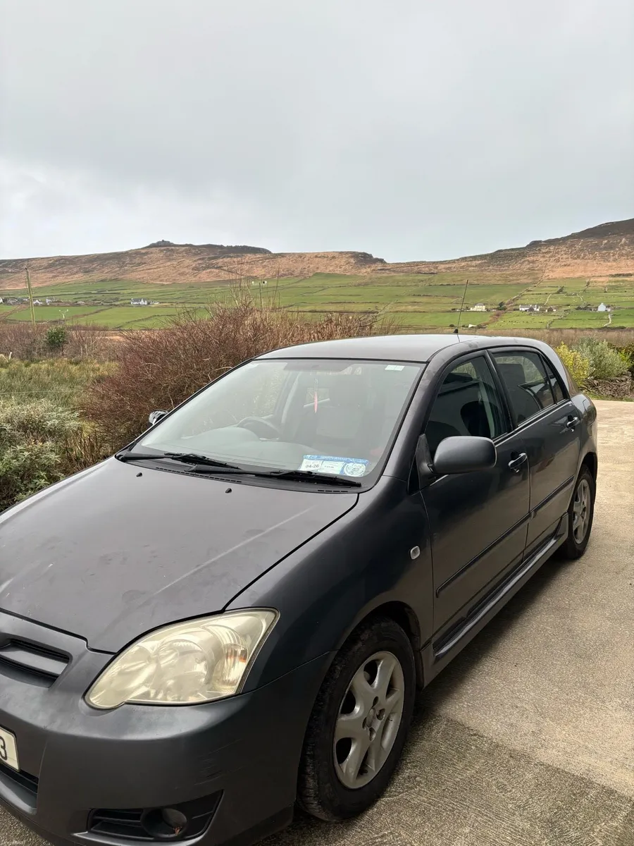 Toyota Corolla Hatchback 2007 - Image 2