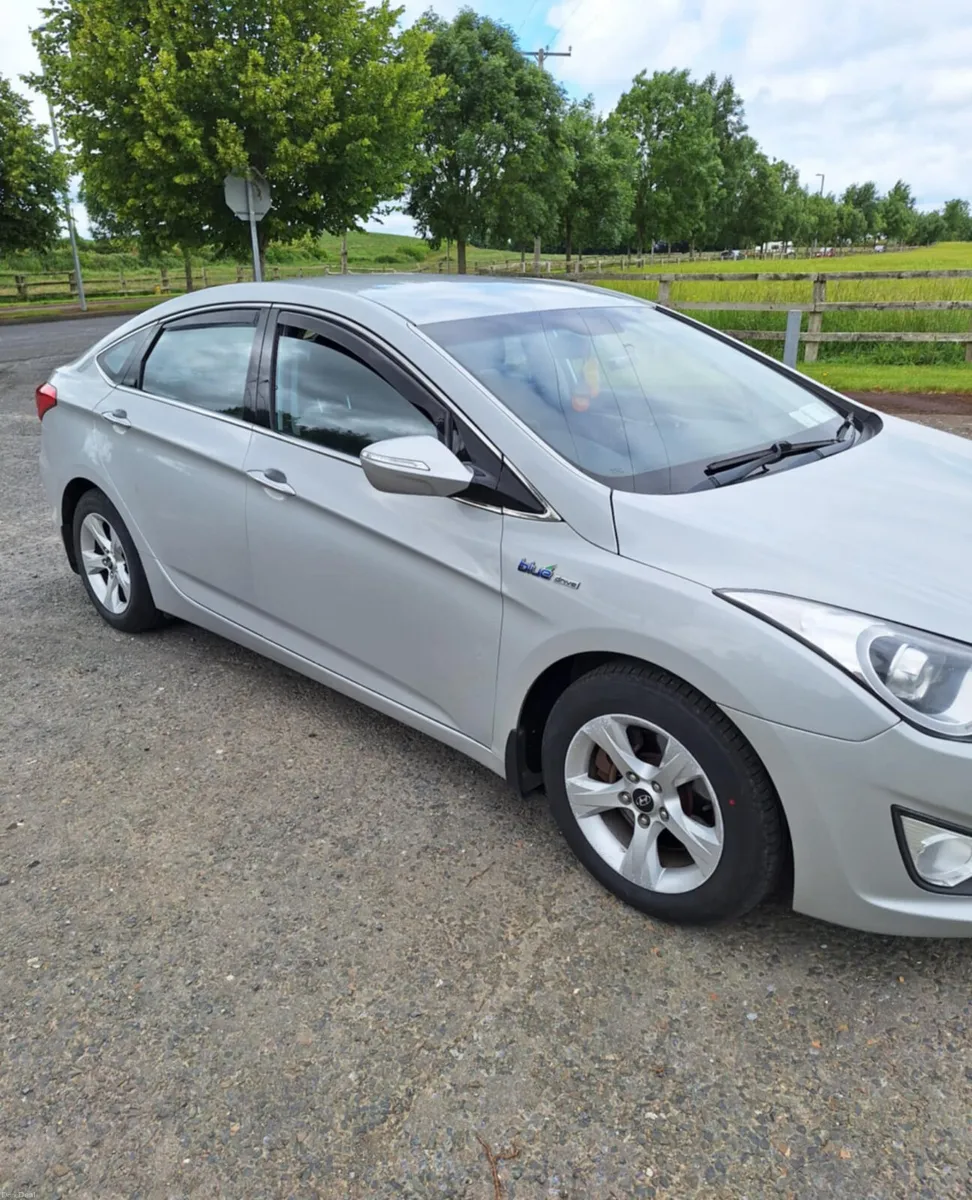 2014 Hyundai i40 - Image 2
