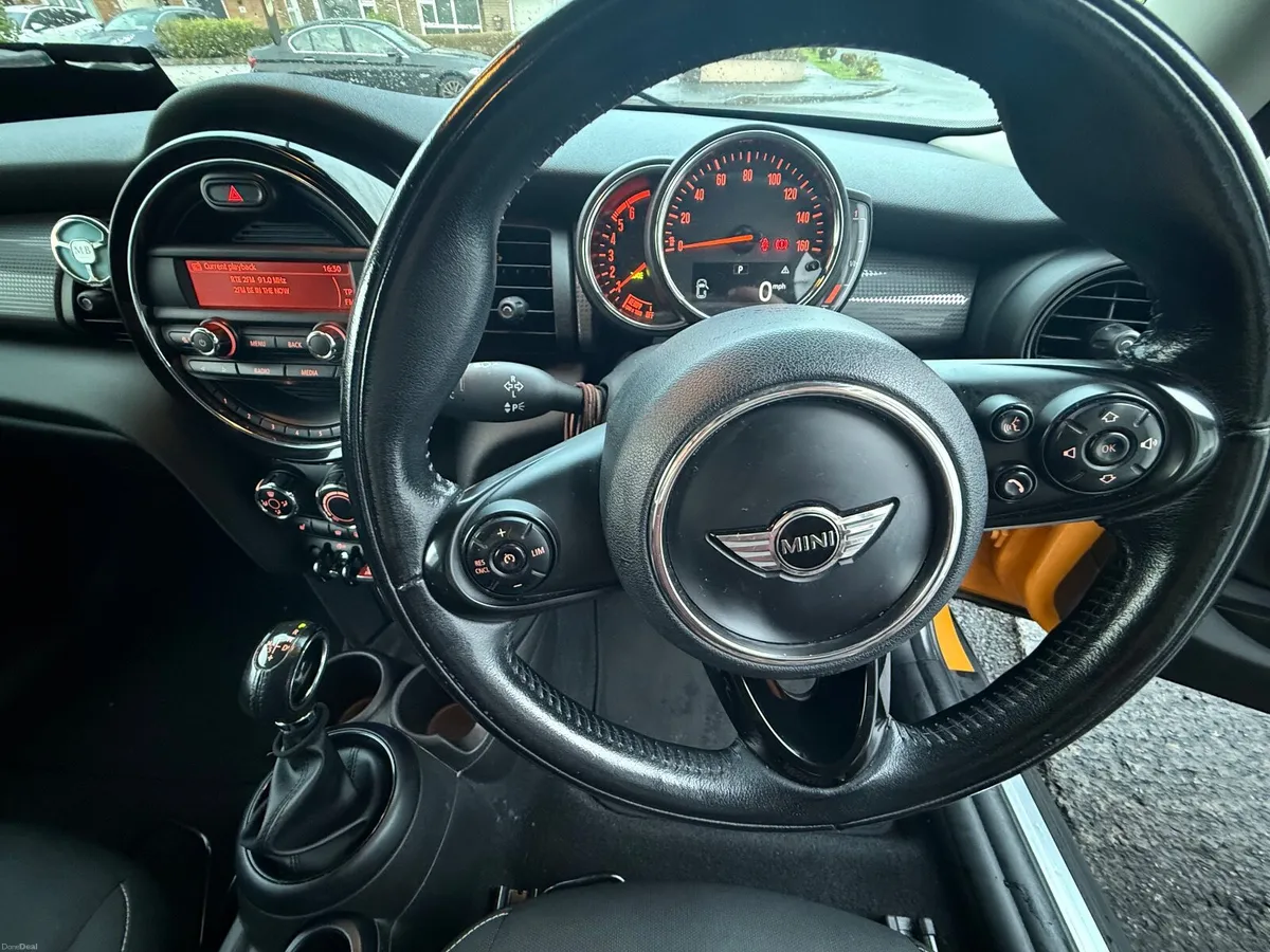 Mini CooperD 2017 Auto Irish plates (VRT paid) - Image 4