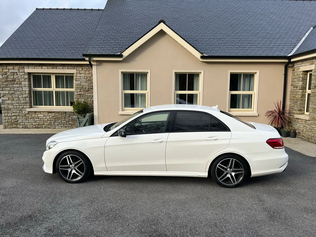 Mercedes E220 AMG Edition - Image 4