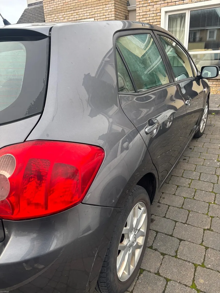 Toyota Auris 08, 1.4 diesel - Image 2