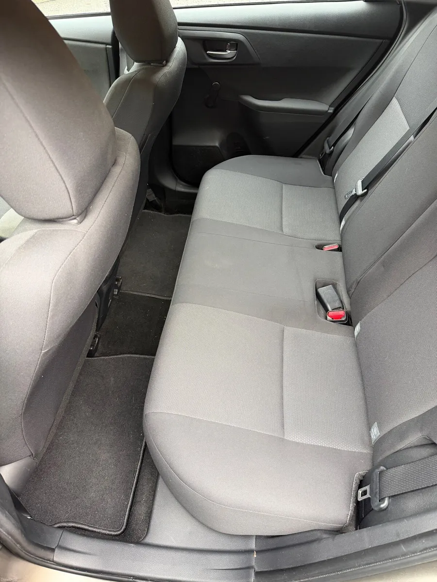 Toyota Auris 1.4 Diesel - Image 3