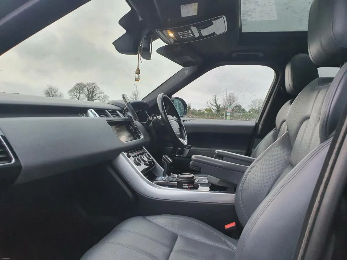 RANGE ROVER SPORT HSE SDV6 HYDBRID  7 SEATER  2014 - Image 6