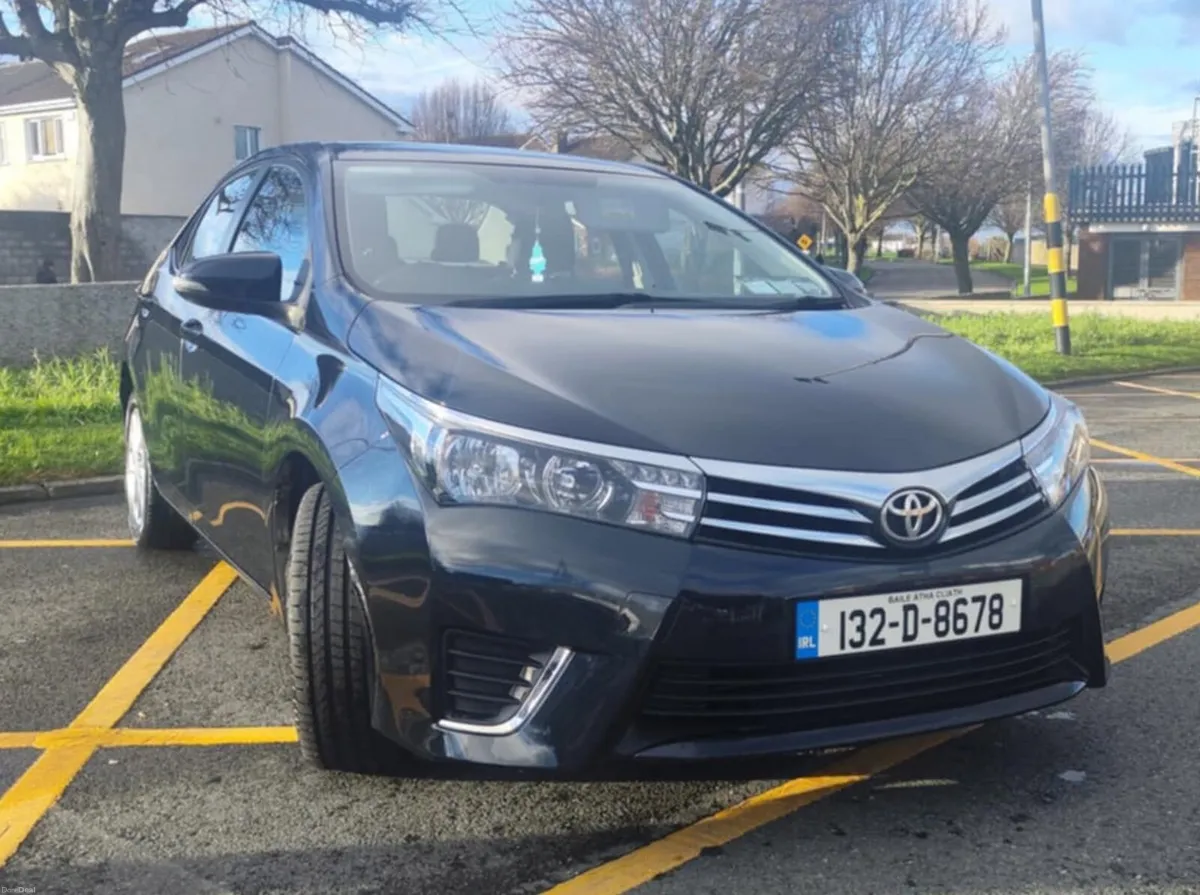 Toyota Corolla 2013 1.3 AURA BLACK - Image 1