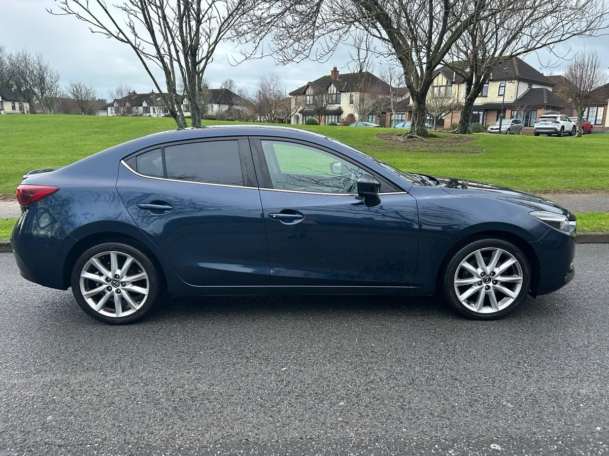 Mazda Mazda3 2019 - Image 3