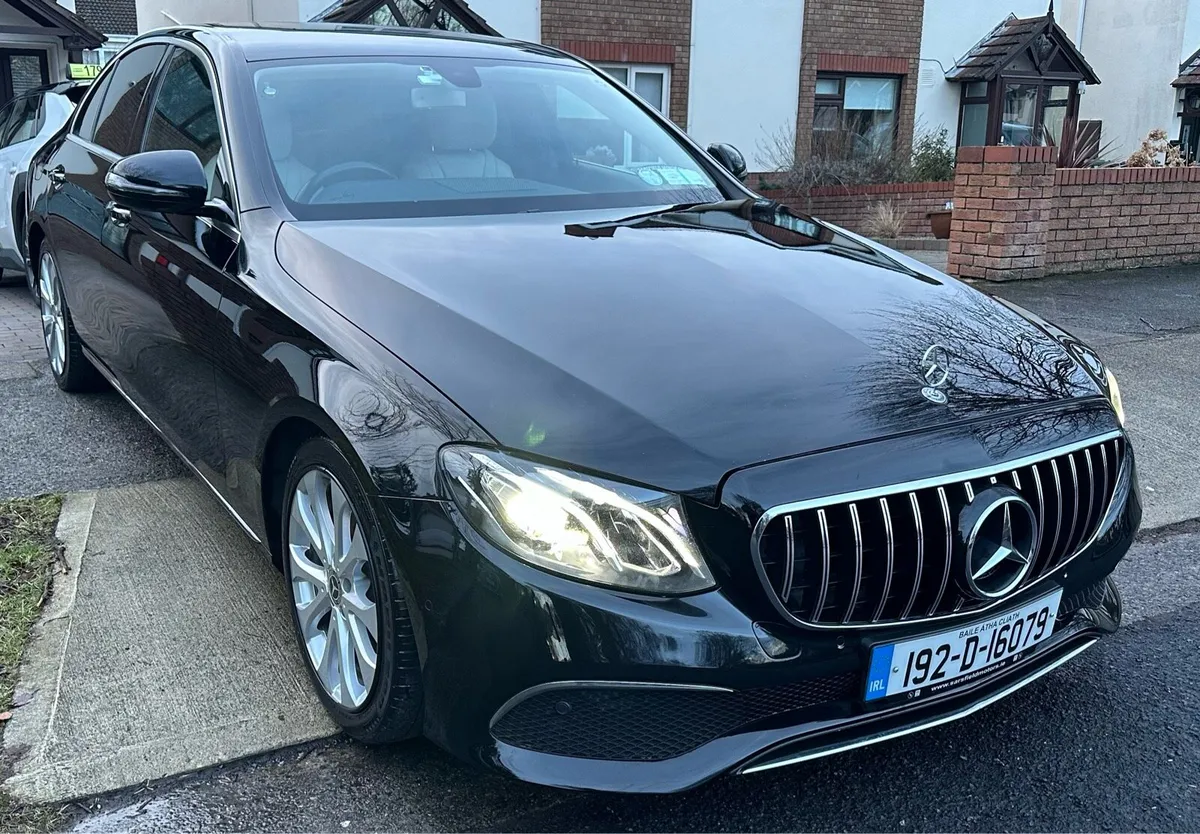 2019 Mercedes-Benz E-Class (E200D) - Image 3