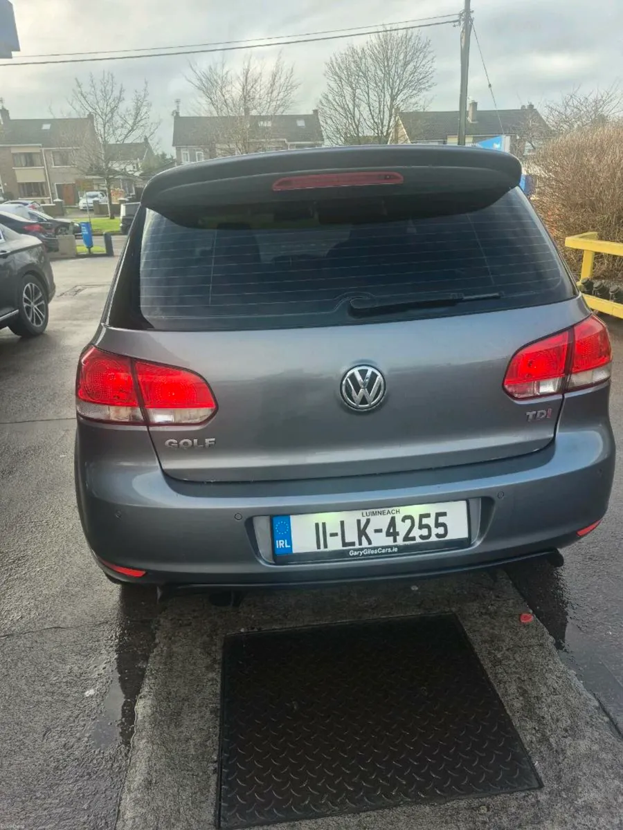 VW Golf 2011 1.6 dsl - Image 4