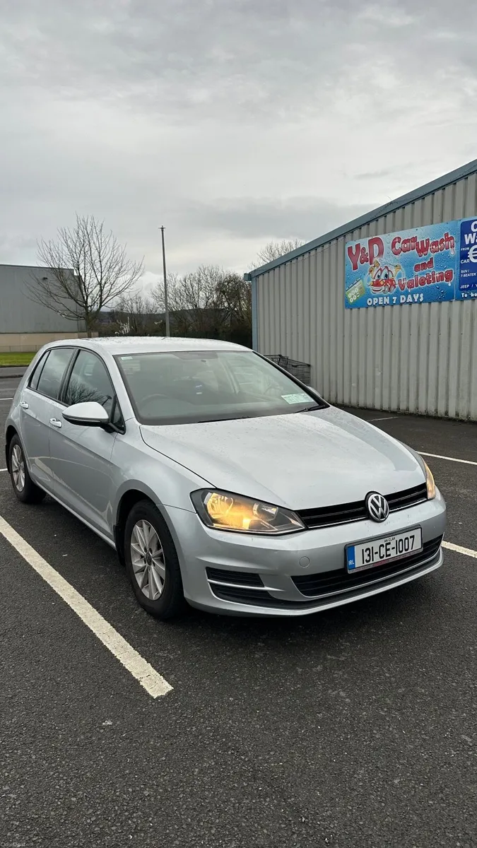 Volkswagen Golf 1.6 Diesel *AUTOMATIC* - Image 1