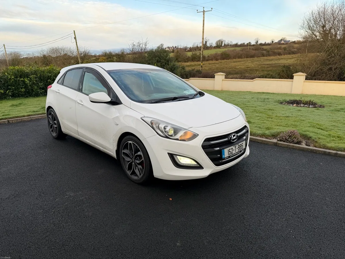 2015 (152) Hyundai i30 1.4 Crdi Classic - Image 1