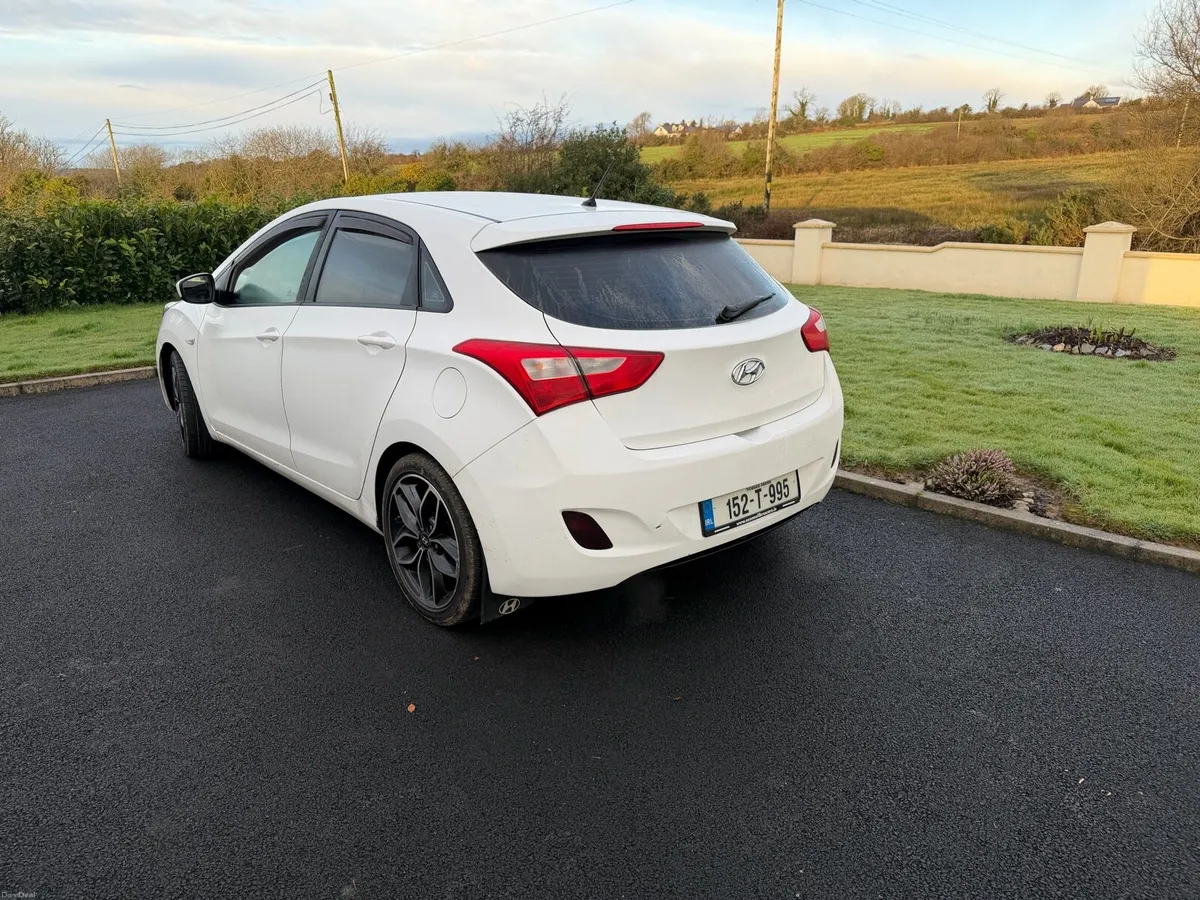 2015 (152) Hyundai i30 1.4 Crdi Classic - Image 4