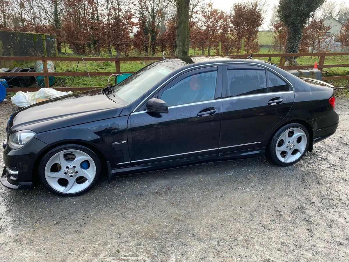 Mercedes C Class 2011 - Image 3